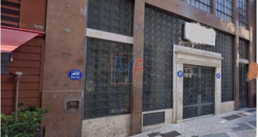 Prédio Comercial no Centro, com 3.396  m² de área construída, 352 m² de terreno, sem vagas de garagem, 11 pavimentos. ZEIS  REF: 15.217 -