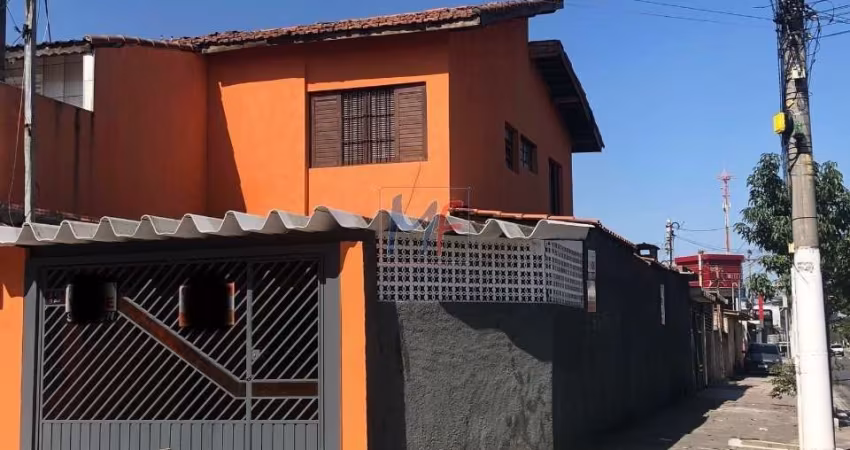 Lindo sobrado no Pq. Paulistano, 127 m² área útil, com 3 dormitórios, sala, cozinha, banheiro, área de serviço, quintal, 2 vagas. REF: 15.803