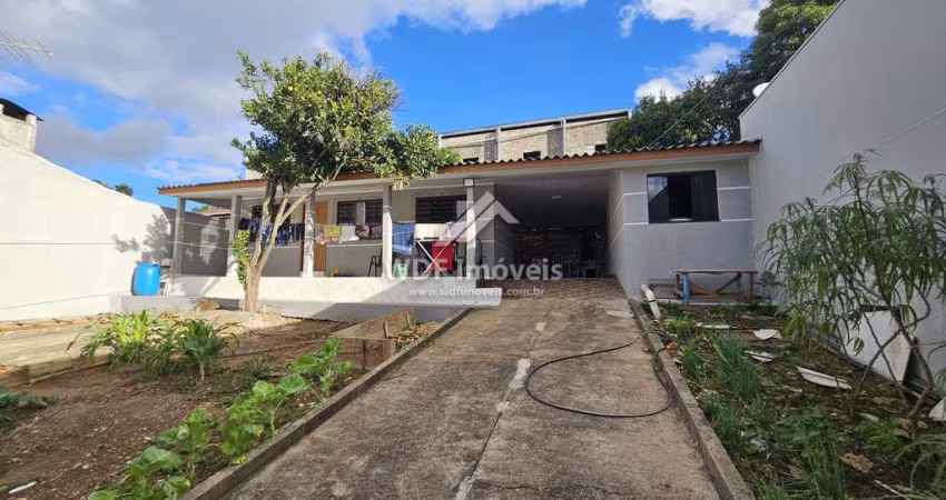 Casa com 3 quartos à venda na Rua Guaratuba, 570, Guaraituba, Colombo