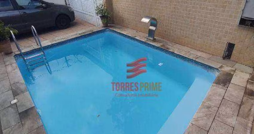 Sobrado 3 dormitórios com piscina  no Bairro da Aparecida Santos -SP