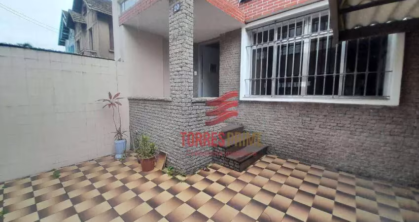 Sobrado com 2 dormitórios à venda, 200 m² por R$ 1.600.000,00 - Embaré - Santos/SP