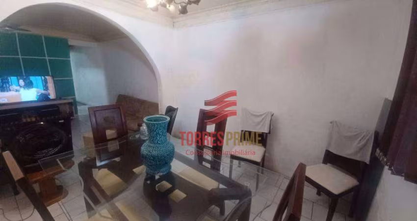 Sobrado com 2 dormitórios à venda, 121 m² por R$ 480.000,00 - Macuco - Santos/SP