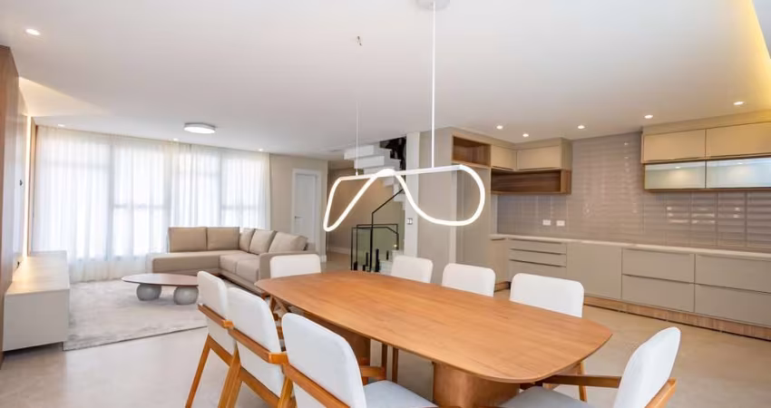 Casa em Condomínio com 3 quartos  à venda, 239.57 m2 por R$1890000.00  - Xaxim - Curitiba/PR