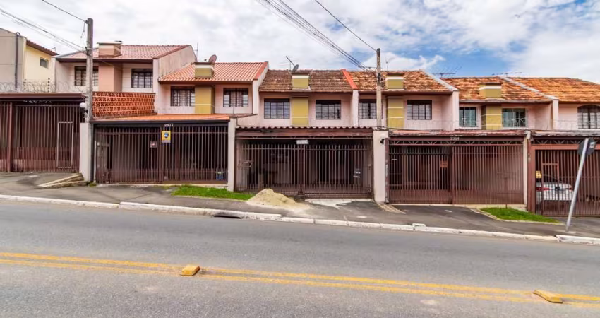Sobrado em Condomínio com 3 quartos  para alugar, 72.78 m2 por R$2000.00  - Boqueirao - Curitiba/PR