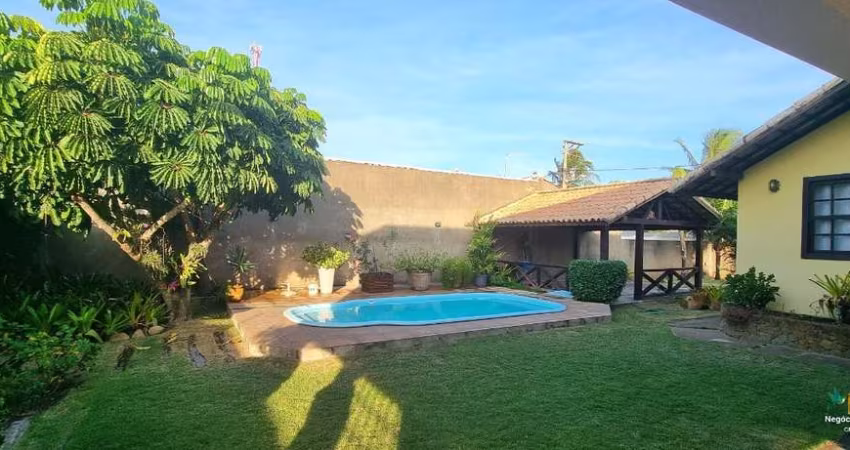 Casa maravilhosa em Grussai, com piscina, e espaço gourmet excelente