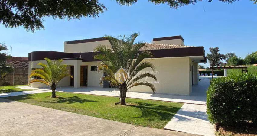 LINDA CASA COM 5 SUITES NO CONDOMINIO MONTE BELO EM SALTO