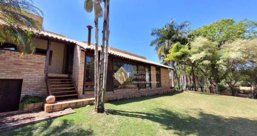 Belíssima casa cheia de “História', disponível para venda ou locação no Condomínio Terras de São José I em Itu/SP!!