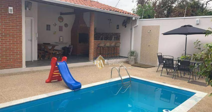 Linda casa com piscina no Bairro São Luiz em Itu