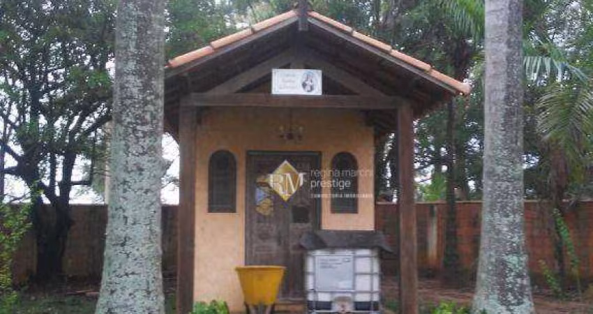 Chácara Espetacular em Local Tranquilo e Arborizado!