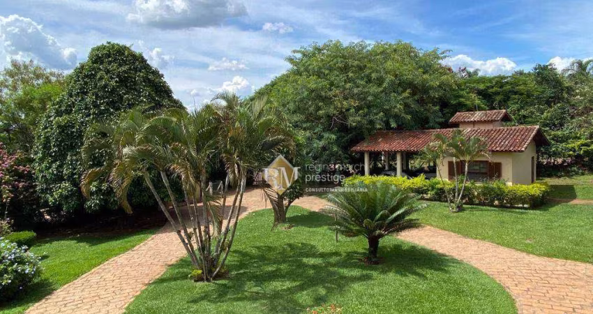 Casa com 5 dormitórios à venda, 735 m² por R$ 2.600.000,00 - Condomínio Colinas do Mosteiro de Itaici - Indaiatuba/SP