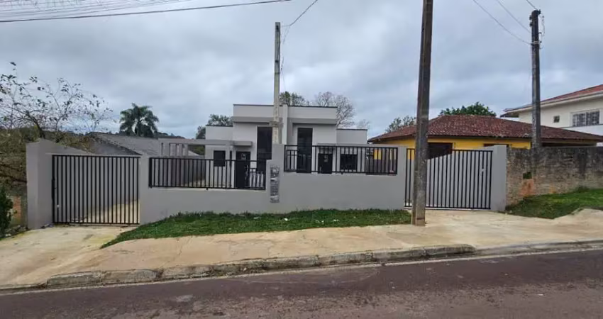 Casa para Venda em Colombo, São Dimas, 2 dormitórios, 1 suíte, 1 banheiro