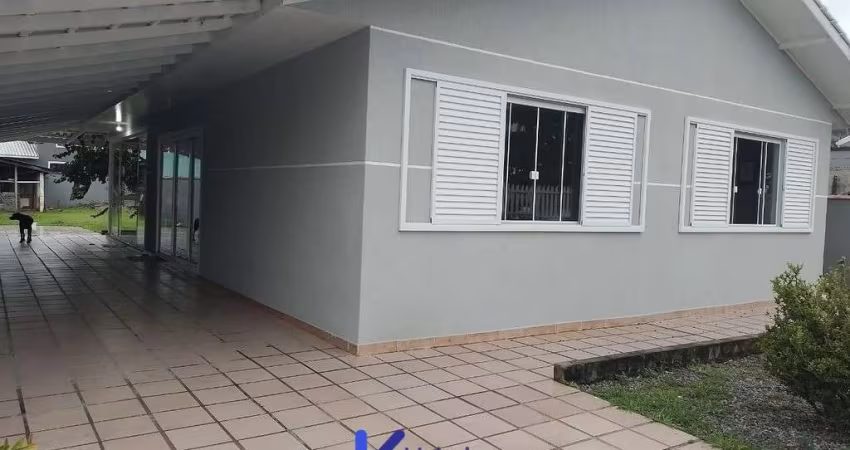 Casa 3 dormitórios sendo 2 suítes à venda Matinhos