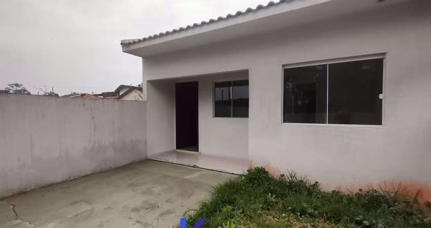 Casa 2 Dormitórios em Pontal do Sul