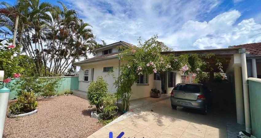 Casa a venda com 3 quartos, Jardim Canadá