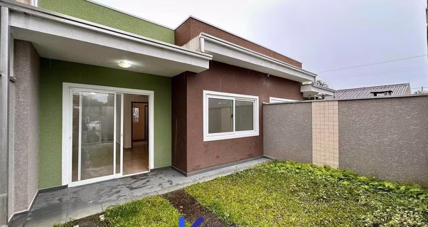 Casa 2 dormitórios à venda no Balneário Primavera.