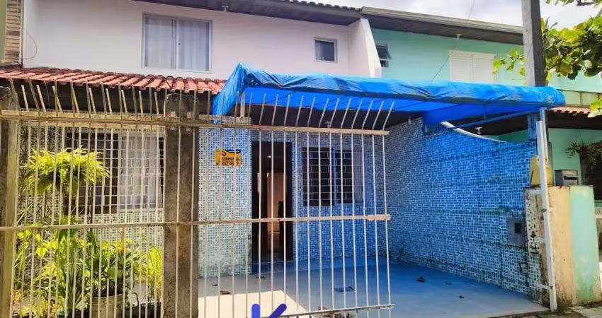 Casa com 3 quartos à venda na carlos drumond de andrade, 208, Luciane, Pontal do Paraná