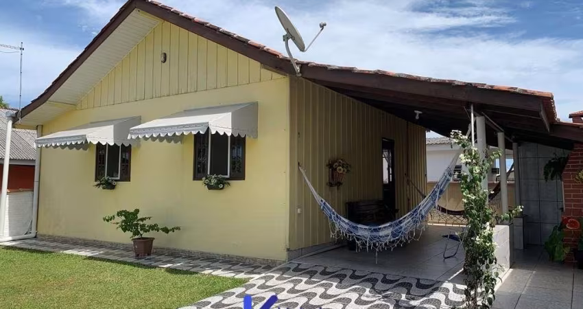 Casa 2 quartos Pontal do Paraná espaço de terreno