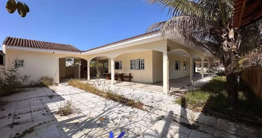 Casa com 3 quartos à venda na Rua dos Xaxins, 12, Pontal do Sul, Pontal do Paraná