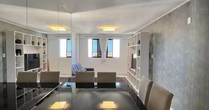 Apartamento à venda na Avenida Comendador Gustavo Paiva, Mangabeiras, Maceió
