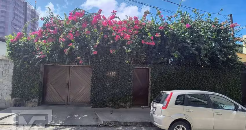 Casa com 5 quartos à venda na Avenida Doutor Mário Nunes Vieira, Jatiúca, Maceió