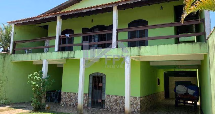 Sobrado para Venda em Itanhaém, Balneário Gaivota, 8 dormitórios, 2 suítes, 4 banheiros, 12 vagas