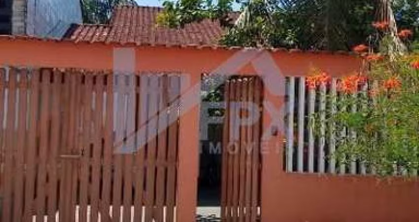 Casa Alto Padrão para Venda em Itanhaém, Santa Julia, 2 dormitórios, 1 suíte, 1 banheiro, 4 vagas