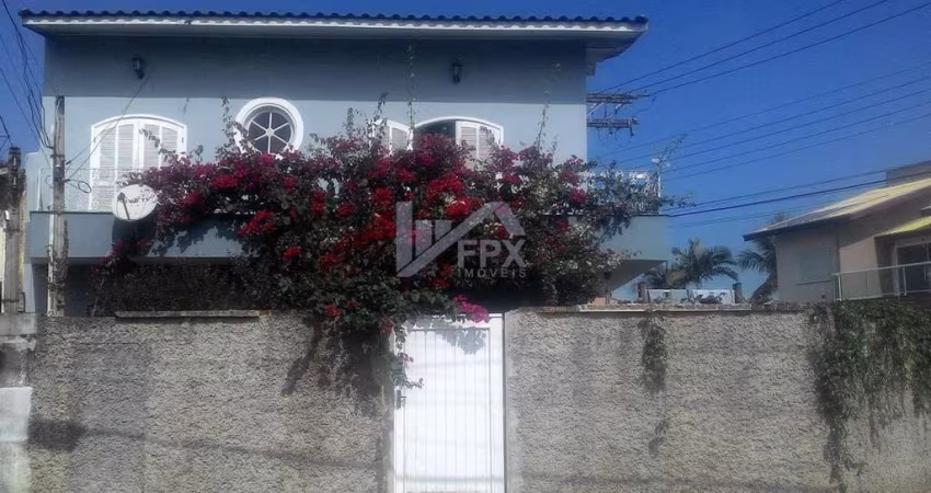 Sobrado para Venda em Itanhaém, Vila São Paulo, 4 dormitórios, 1 suíte, 3 banheiros, 2 vagas