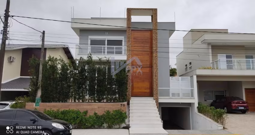 Casa Alto Padrão para Venda em Itanhaém, Centro, 4 dormitórios, 4 suítes, 2 banheiros, 4 vagas