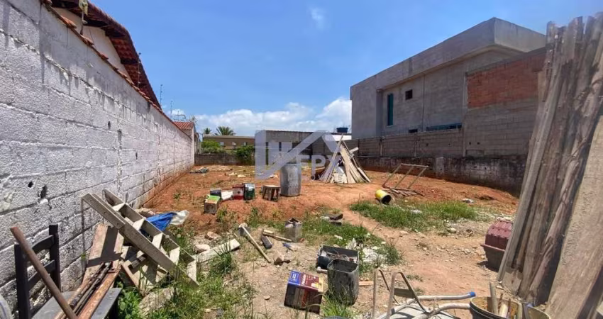 Casa para Venda em Peruíbe, Nova Peruíbe, 2 dormitórios, 1 suíte, 1 banheiro, 2 vagas