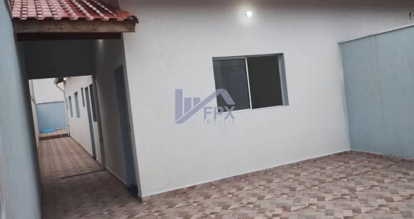 Casa para Venda em Itanhaém, JARDIM SUARÃO, 2 dormitórios, 1 suíte, 1 banheiro, 2 vagas