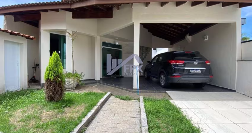 Casa Alto Padrão para Venda em Itanhaém, Campos Elíseos, 5 dormitórios, 2 suítes, 5 banheiros, 5 vagas