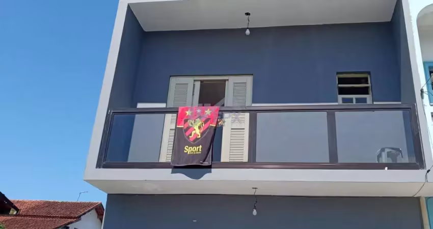 Sobrado para Venda em Mongaguá, Itaóca, 2 dormitórios, 1 suíte, 1 banheiro, 4 vagas