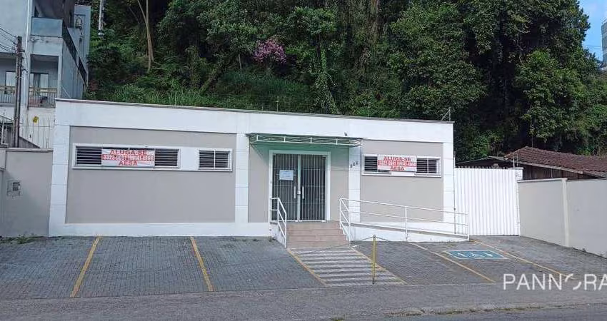 Sala para alugar, 122 m² por R$ 6.122,81/mês - Garcia - Blumenau/SC