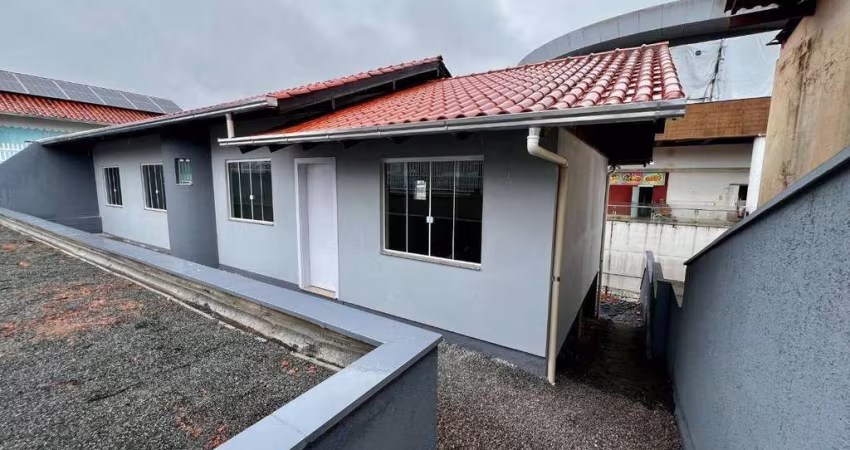 Casa com 3 dormitórios à venda, 121 m² por R$ 700.000,00 - Itoupava Norte - Blumenau/SC