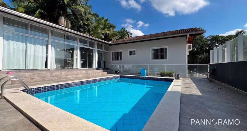Casa com 3 dormitórios à venda, 199 m² por R$ 1.150.000,00 - Velha - Blumenau/SC