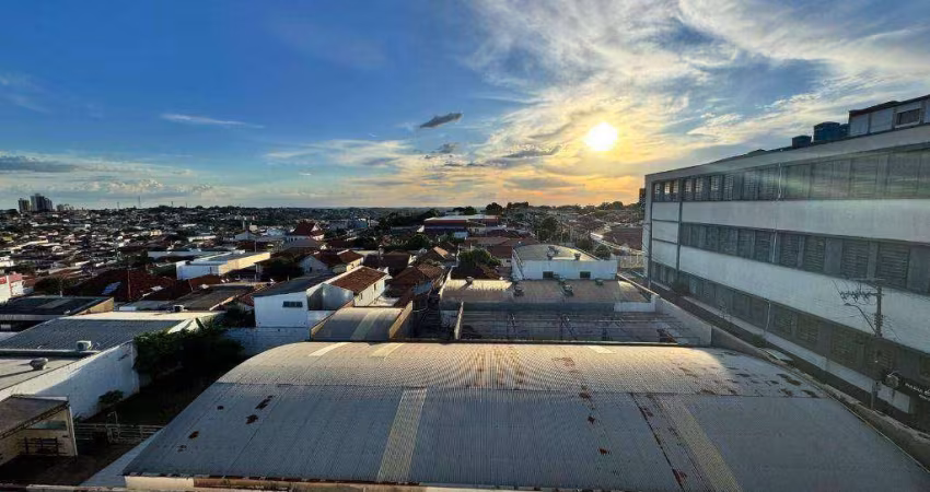 Terreno com 1.000 m2 + Galpão à venda por R$ 3.600.000 - Centro - Marília/SP