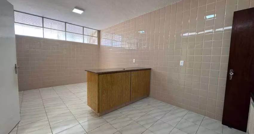 Casa térrea com 3 dormitórios à venda, 181 m² por r$ 950.000 - jardim morumbi - jundiaí/sp