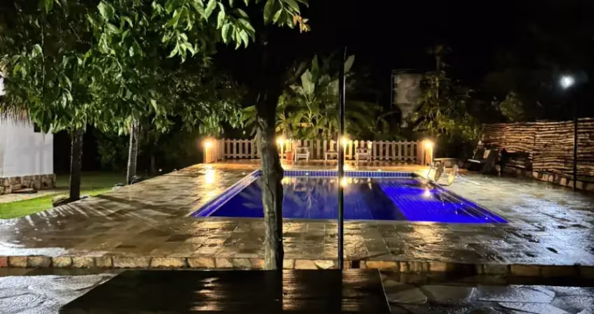 Refúgio em pirenópolis: chácara 2.038m² com piscina de 10 metros, lazer e natureza exuberante