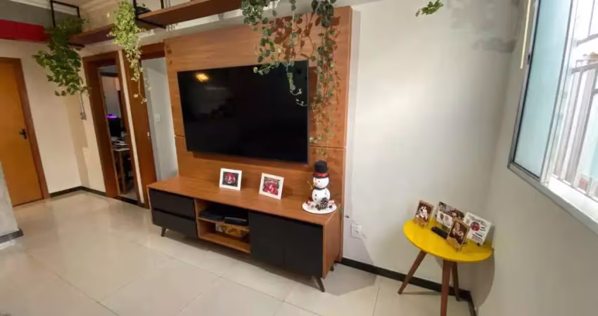 Casa para venda, 2 quartos com Area Privativa no Jaqueline, Belo Horizonte - CA3006