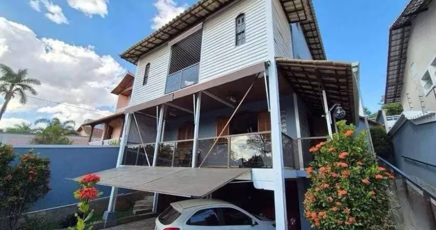 Casa de  5 quarto(s), Estilo Colonial ,  Santa Branca, Belo Horizonte - CA3406