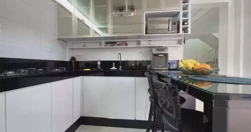 Casa 3 quartos ,  Santa Amélia, Belo Horizonte - CA3405