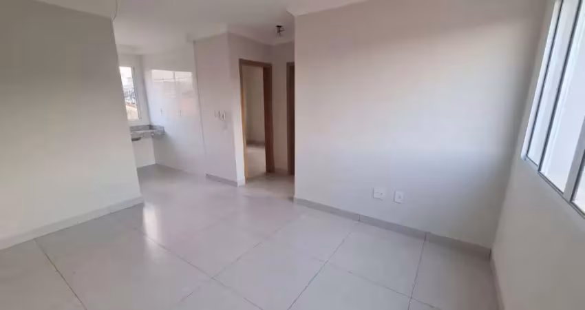 Apto de 2 qtos em ótima localização no bairro santa mônica - ap3552