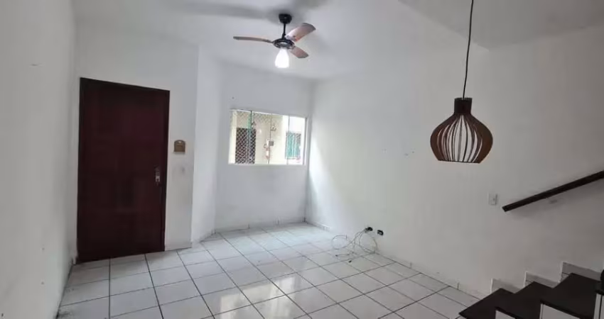 Casa com 2 dormitorios a venda por r$ 300.000,00 - asturias - guaruja/sp