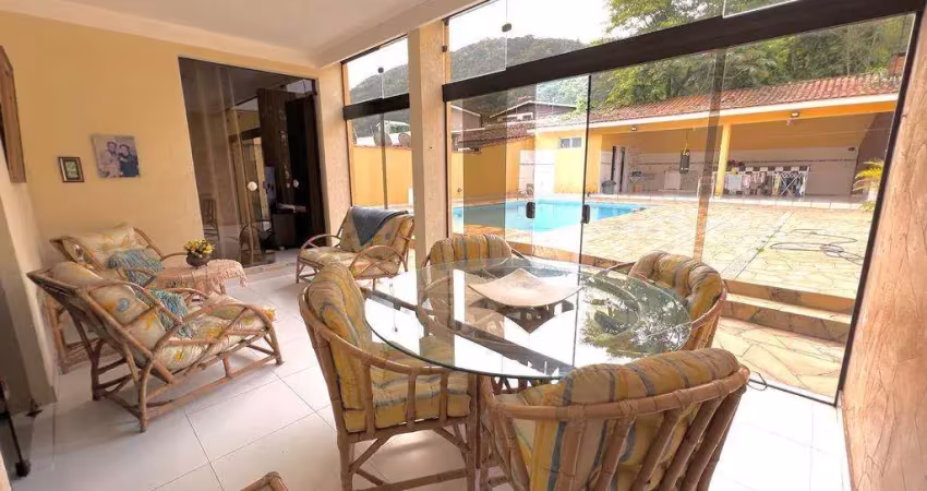 Sobrado com 5 dormitorios a venda por r$ 1.650.000,00 - guaiuba - guaruja/sp
