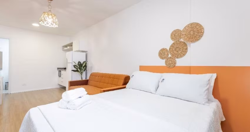 Studio mobiliado para locação no centro de Curitiba, até 2 pessoas, 29m²