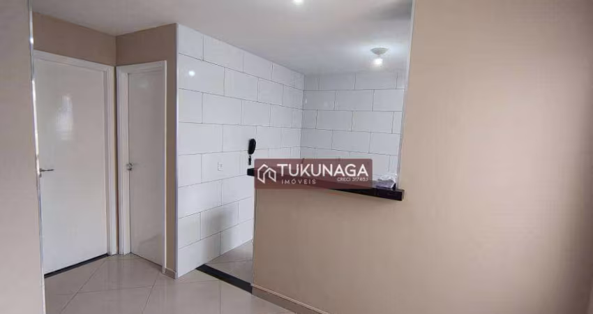 Apartamento com 2 dormitórios à venda, 48 m² por R$ 210.000 - Água Chata - Guarulhos/SP