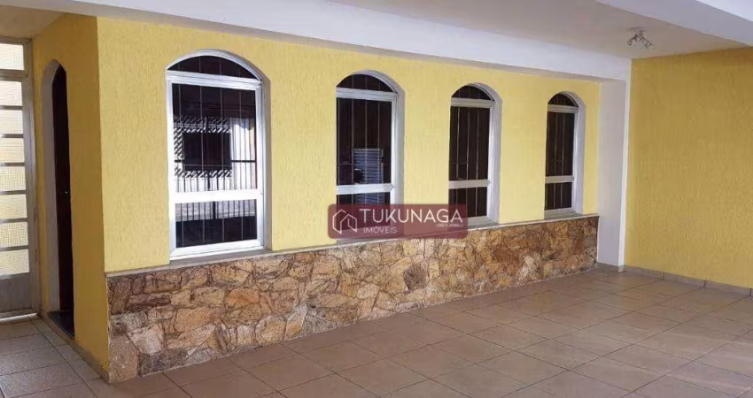 Sobrado com 3 dormitórios à venda, 263 m² por R$ 850.000,00 - Vila Galvão - Guarulhos/SP