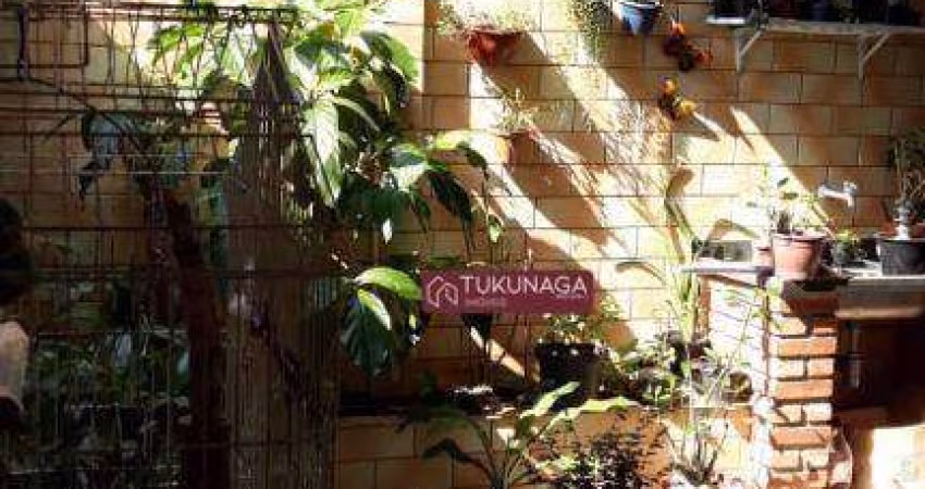 Sobrado com 3 dormitórios à venda por R$ 530,000  Vila Rosália - Guarulhos/SP