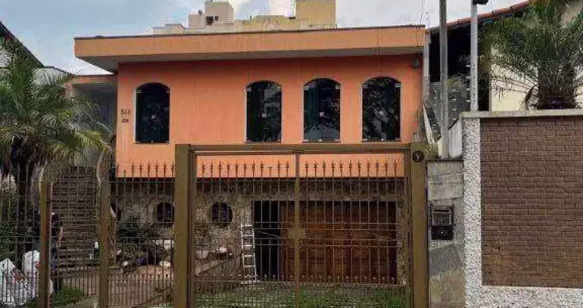 Casa com 3 dormitórios à venda, 425 m² por R$ 1.390.000,00 - Vila Rosália - Guarulhos/SP