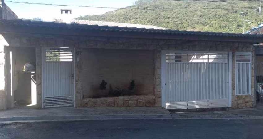 Sobrado Residencial com 3 dormitórios à venda, 202 m² por R$ 640.000 - Laranjeiras - Caieiras/SP